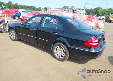 2004 Mercedes-Benz E 320 4Matic z USA, uszkodzony, nr VIN WDBUF82J44X161547
